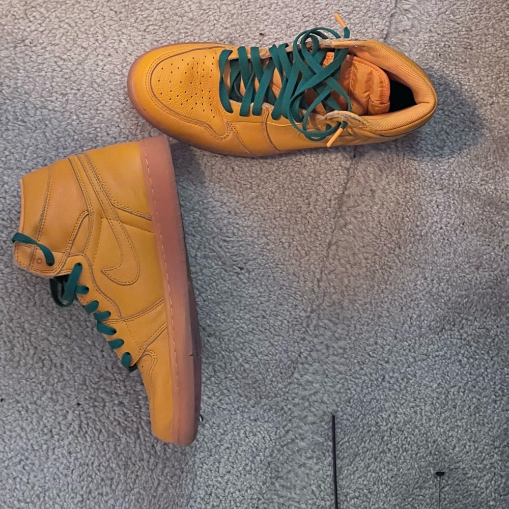 Jordan Gatorade 1’s
